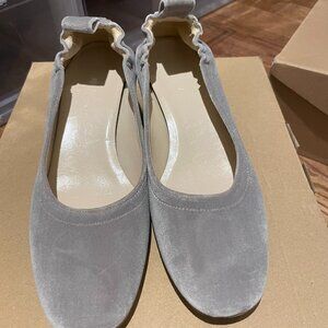everlane suede pump
